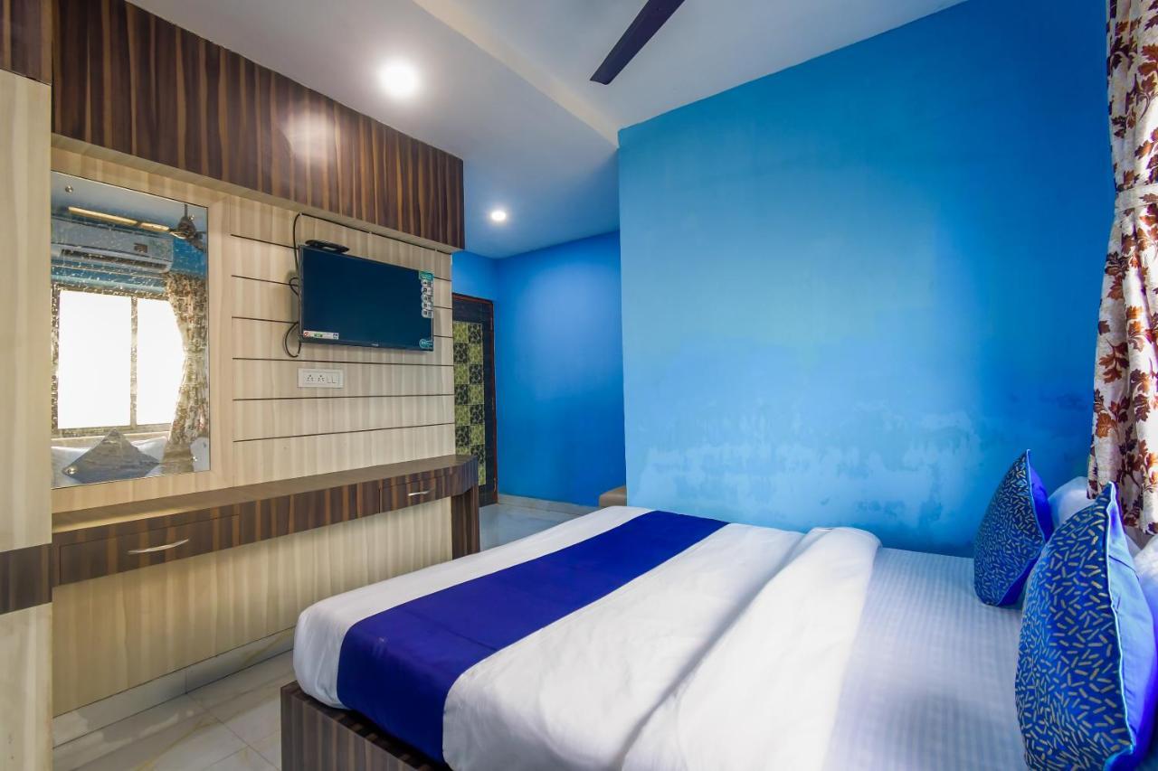 Hotel Blue Abedin Calcutta Extérieur photo