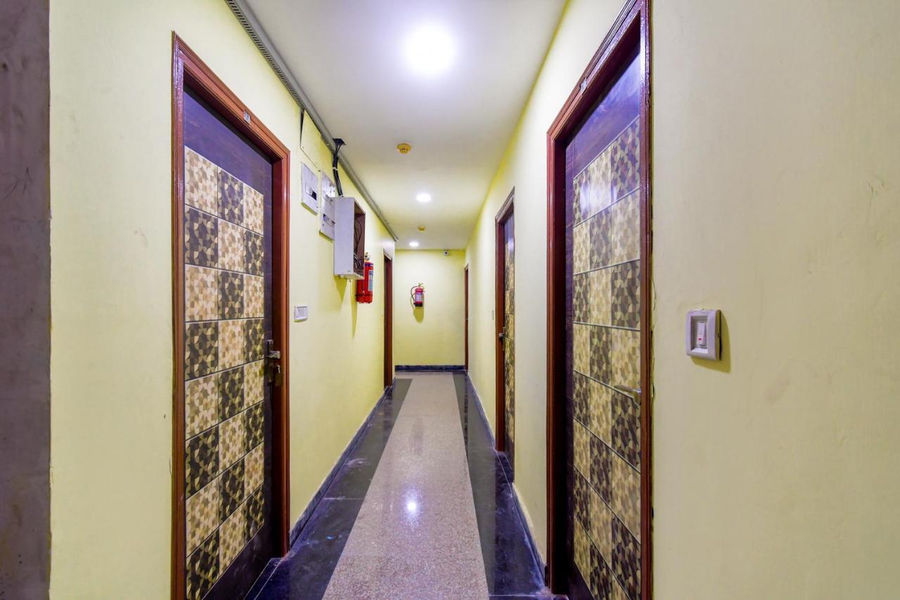 Hotel Blue Abedin Calcutta Extérieur photo