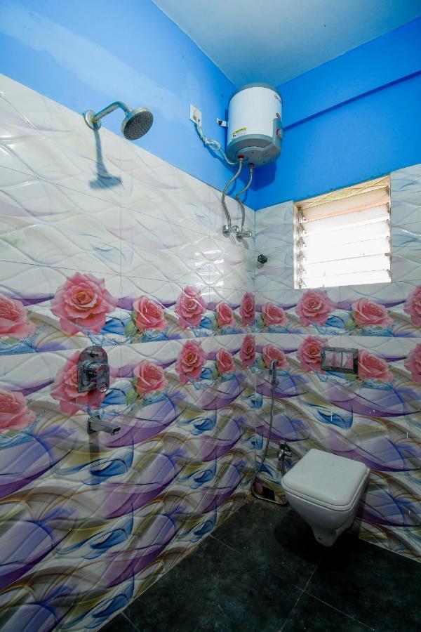 Hotel Blue Abedin Calcutta Extérieur photo