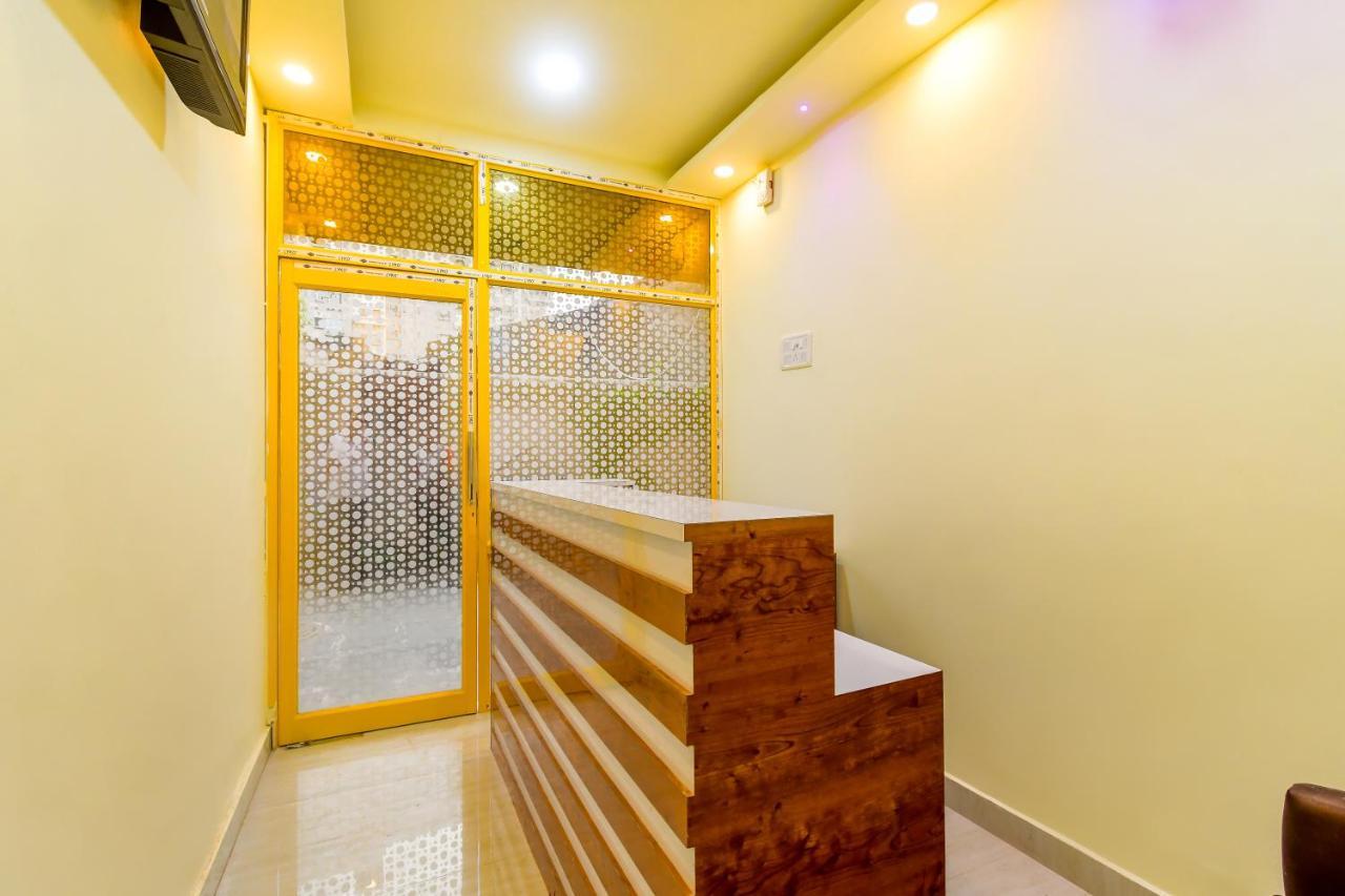 Hotel Blue Abedin Calcutta Extérieur photo